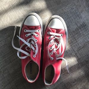 Red converse all stars